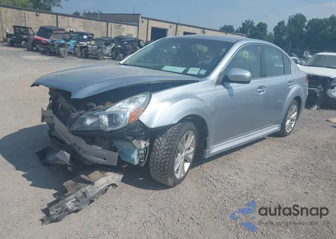 2014 Subaru Legacy 2.5I Premium z USA, uszkodzony, nr VIN 4S3BMBC67E3002312